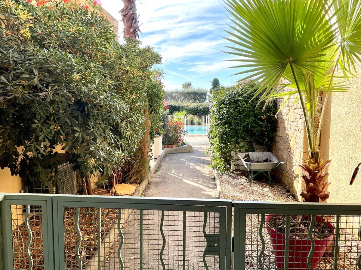 Appartement Sanary Vue Mer Au Calme Kültér fotó