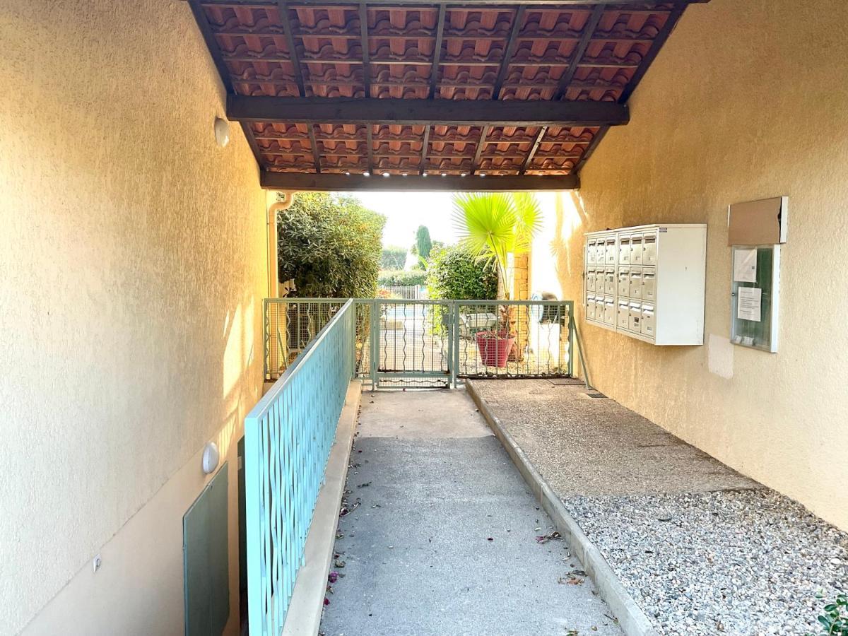 Appartement Sanary Vue Mer Au Calme Kültér fotó